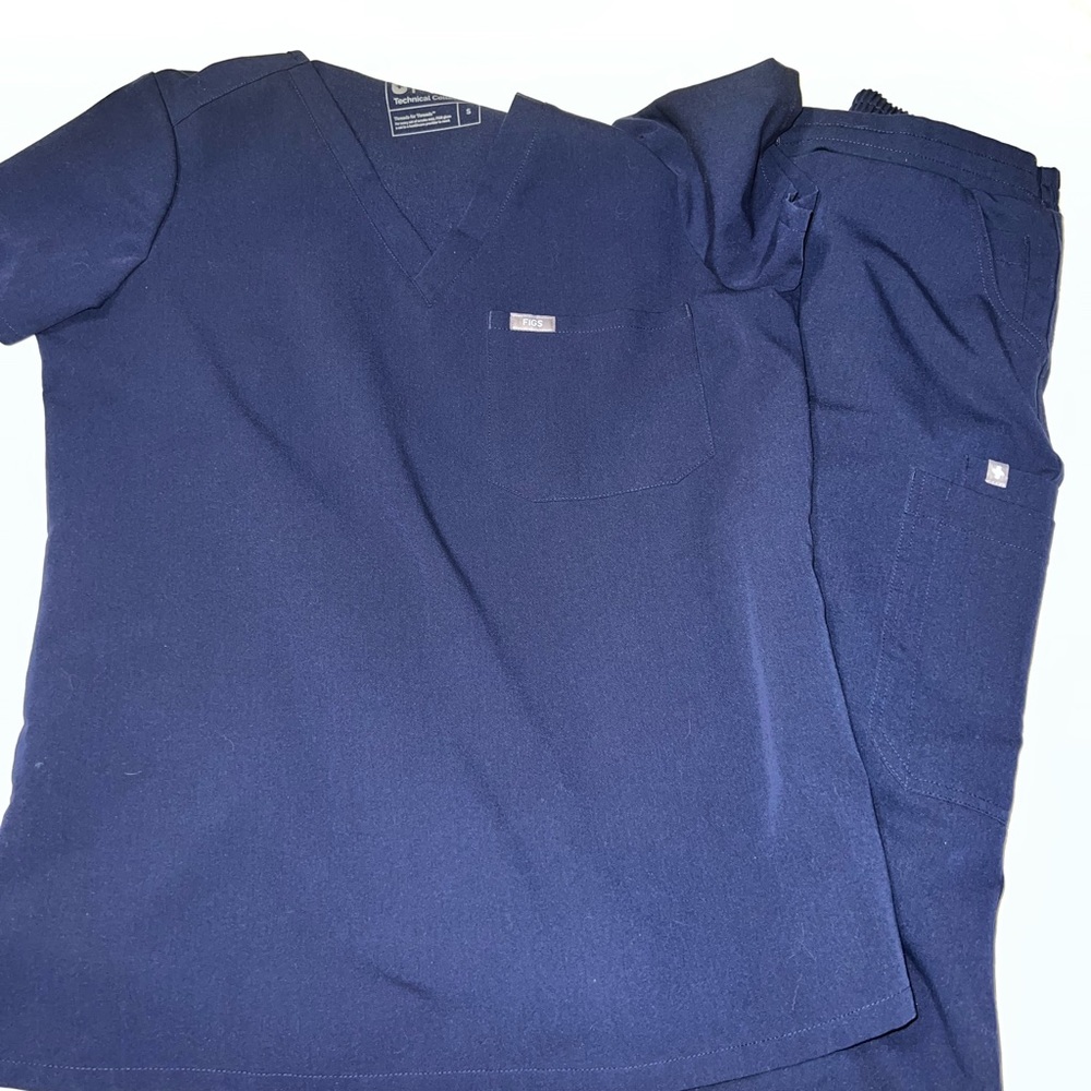 FIGS scrubs